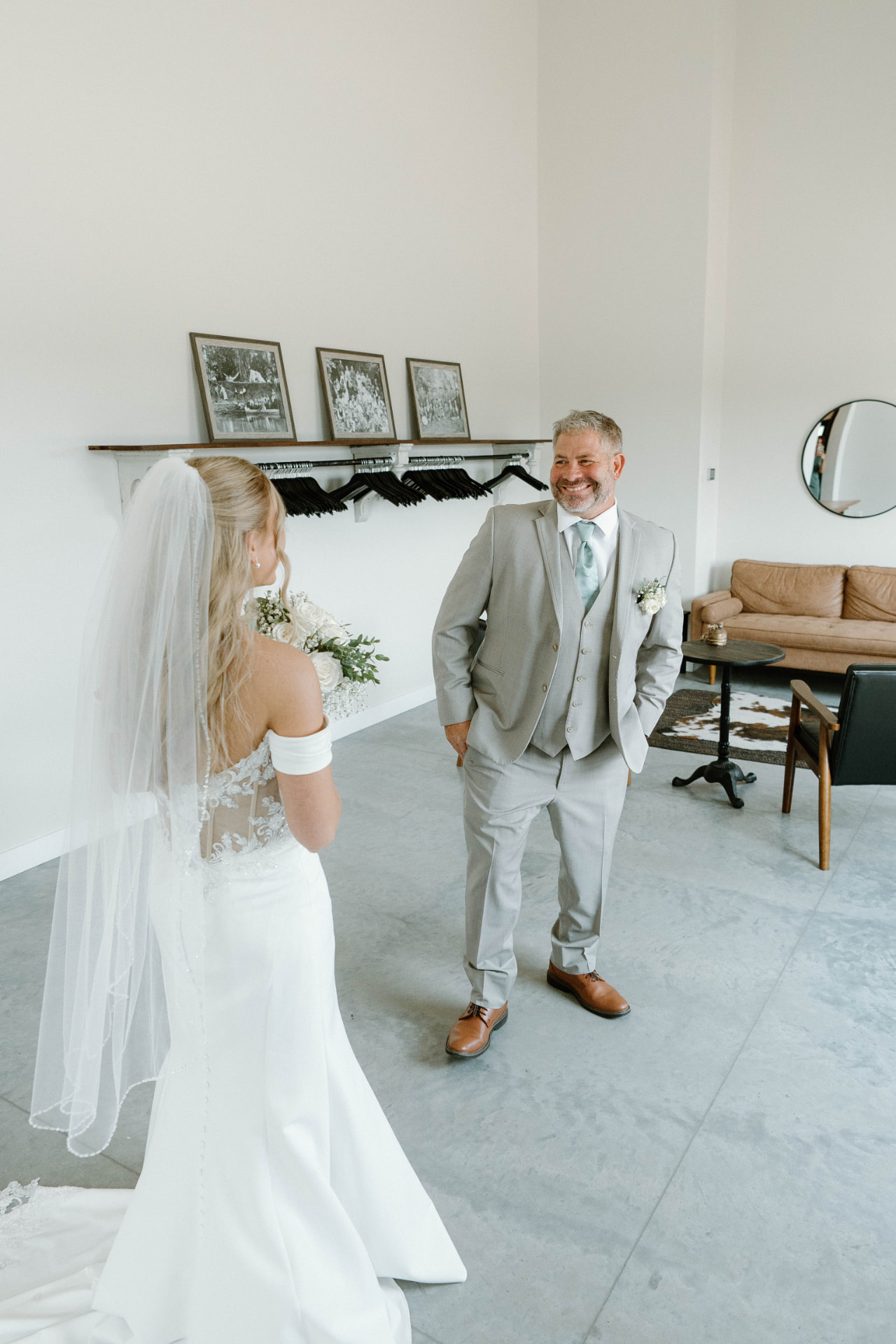 Austyn's father seeing her in her wedding dress for the first time
